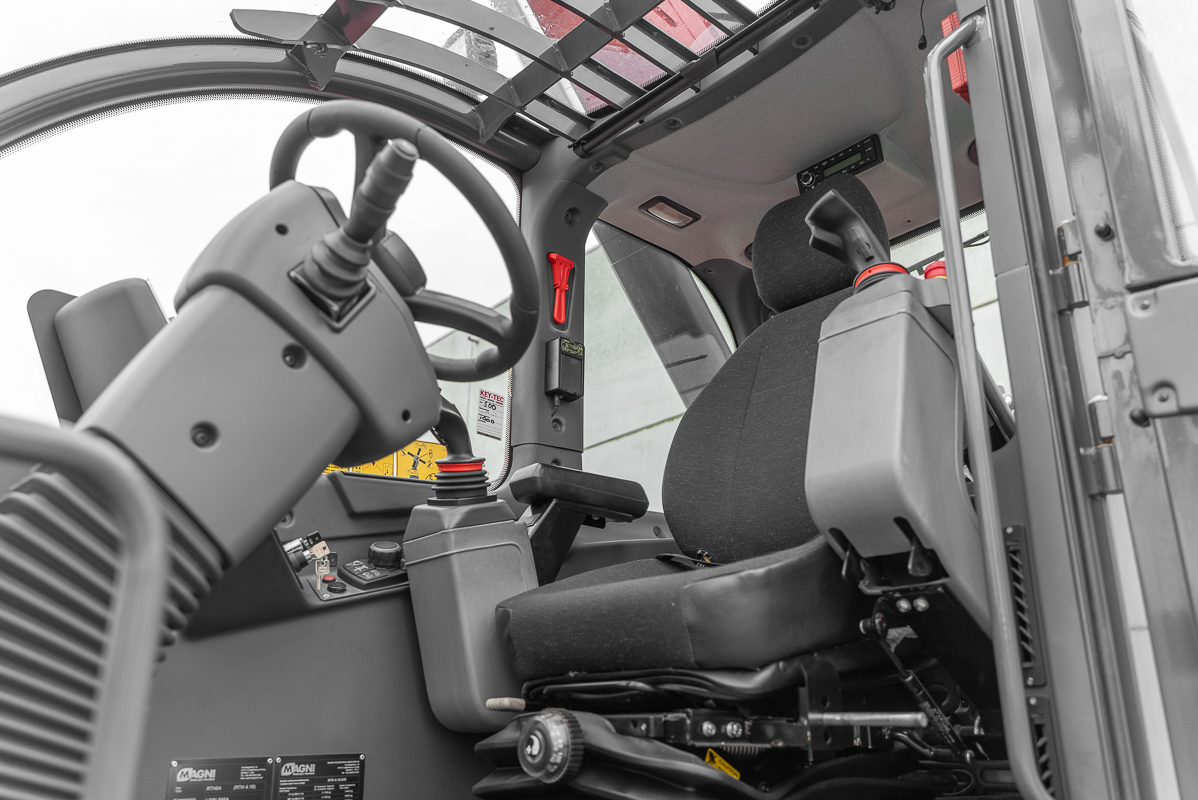 RTH 6.25 - Interior