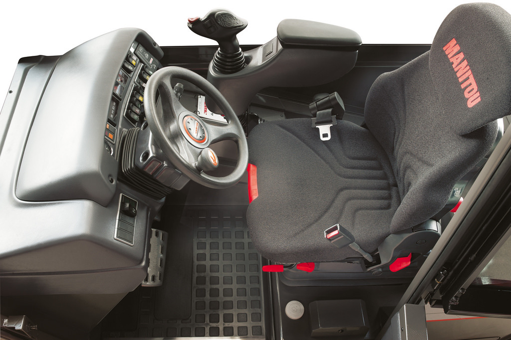 MLT 845 120D LSU ST3B S1 - Interior